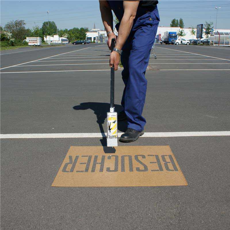 Schablonensatz KIT Handicap mit 12 Schablonen, je 2 Rollstuhlfahrer-Symbole 25 x 30 cm – Bild 2