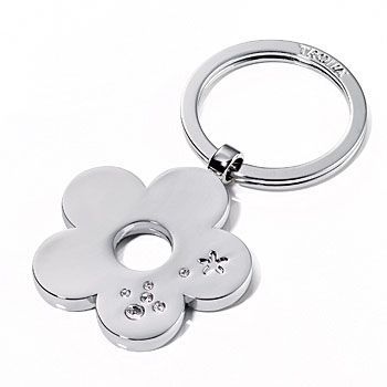 Troika Girls Best Friends Schlüsselanhänger Blume – Metallguss, glänzend verchromt mit Swarovski Elements